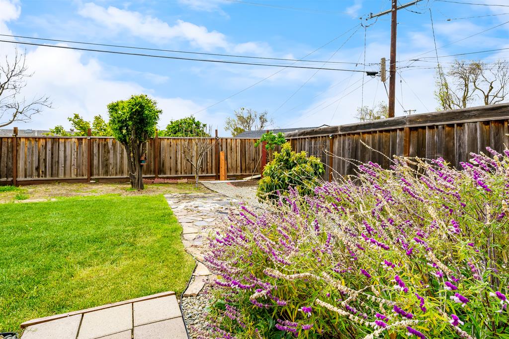 Detail Gallery Image 22 of 28 For 1448 Saturn Ct, Milpitas,  CA 95035 - 3 Beds | 2 Baths