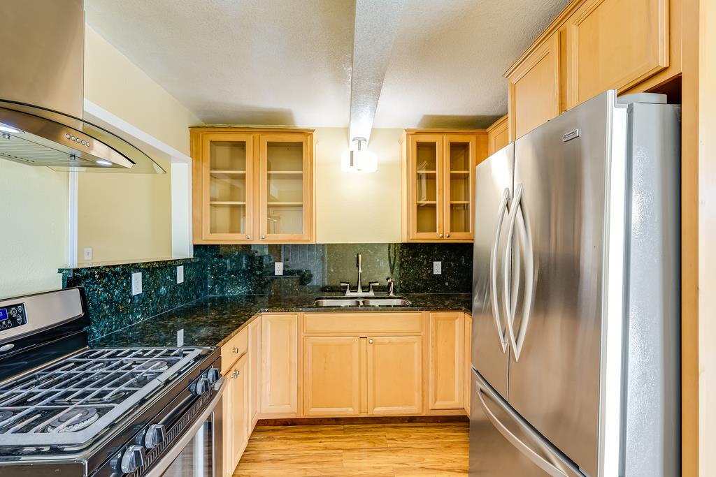 Detail Gallery Image 4 of 28 For 1448 Saturn Ct, Milpitas,  CA 95035 - 3 Beds | 2 Baths