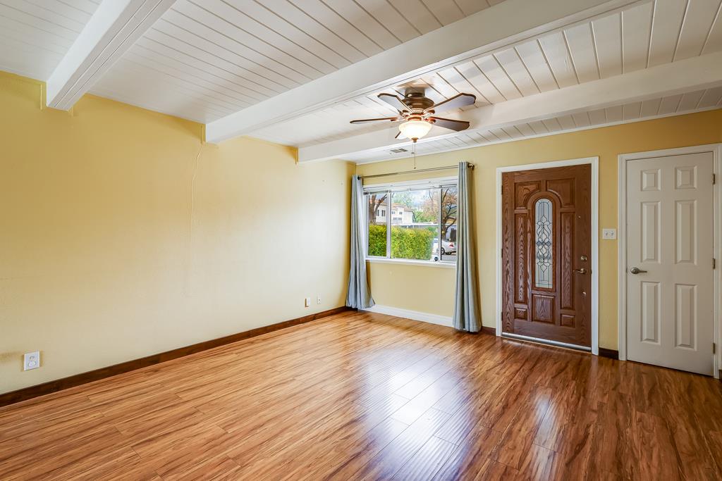 Detail Gallery Image 6 of 28 For 1448 Saturn Ct, Milpitas,  CA 95035 - 3 Beds | 2 Baths