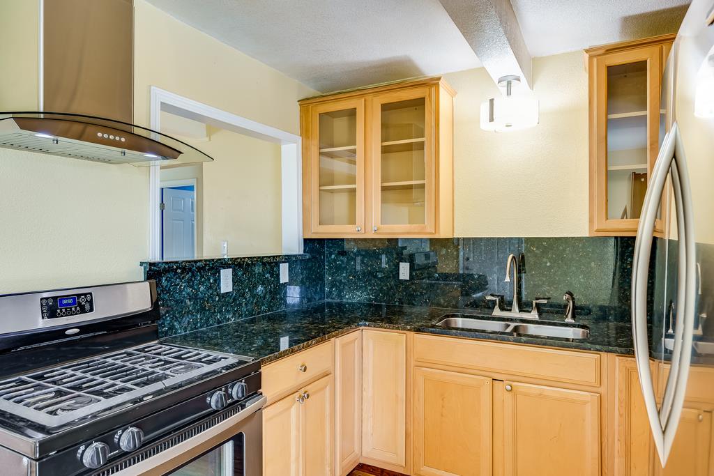 Detail Gallery Image 9 of 28 For 1448 Saturn Ct, Milpitas,  CA 95035 - 3 Beds | 2 Baths