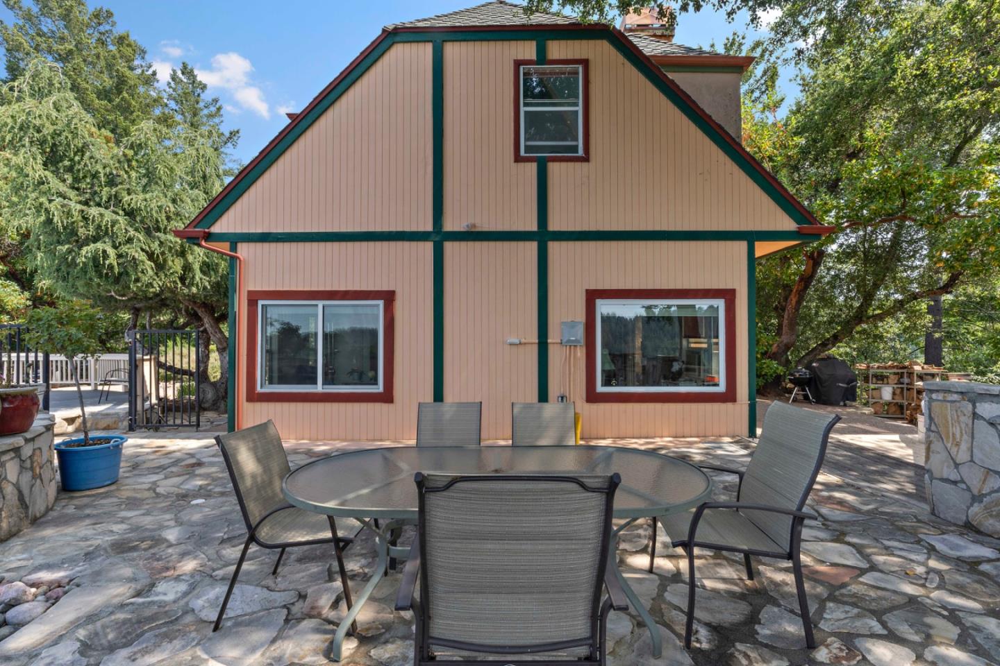 Detail Gallery Image 27 of 40 For 945 Eagle Rd, Scotts Valley,  CA 95066 - 3 Beds | 1 Baths