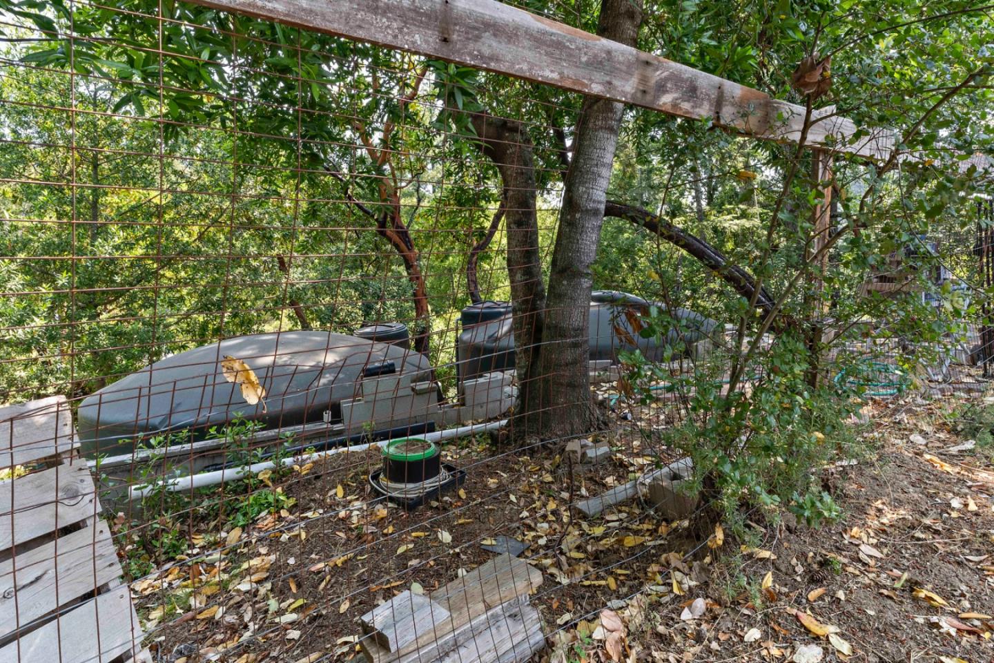Detail Gallery Image 31 of 40 For 945 Eagle Rd, Scotts Valley,  CA 95066 - 3 Beds | 1 Baths