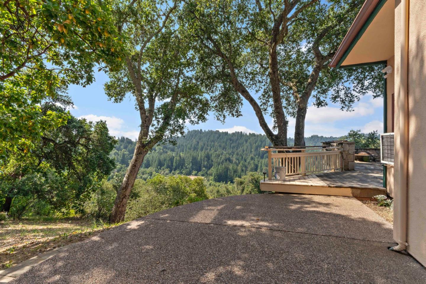 Detail Gallery Image 32 of 40 For 945 Eagle Rd, Scotts Valley,  CA 95066 - 3 Beds | 1 Baths
