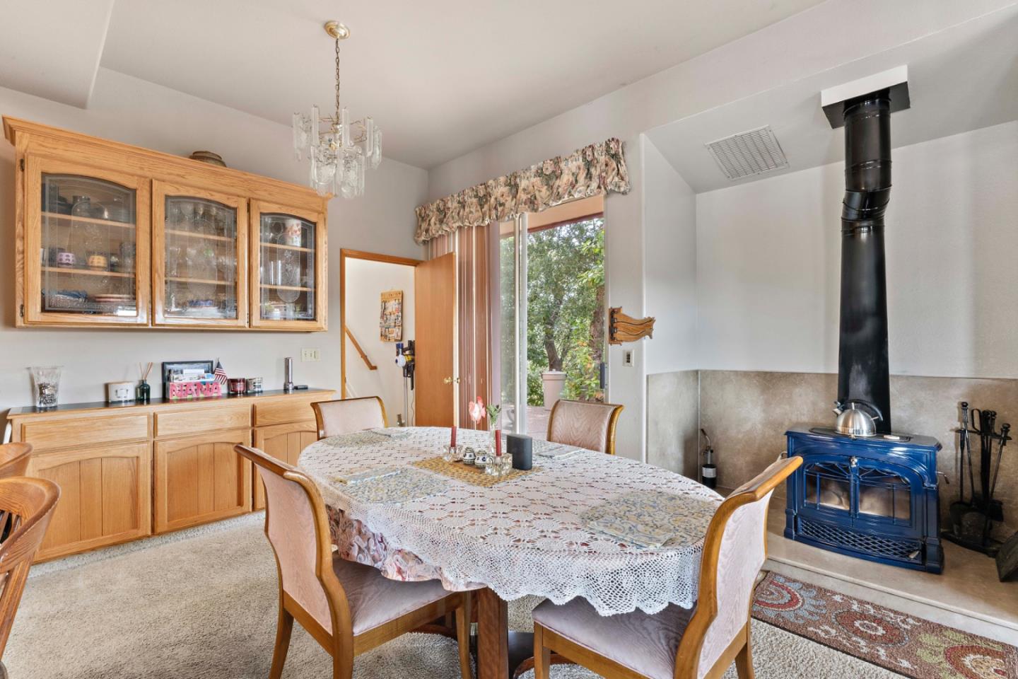 Detail Gallery Image 7 of 40 For 945 Eagle Rd, Scotts Valley,  CA 95066 - 3 Beds | 1 Baths