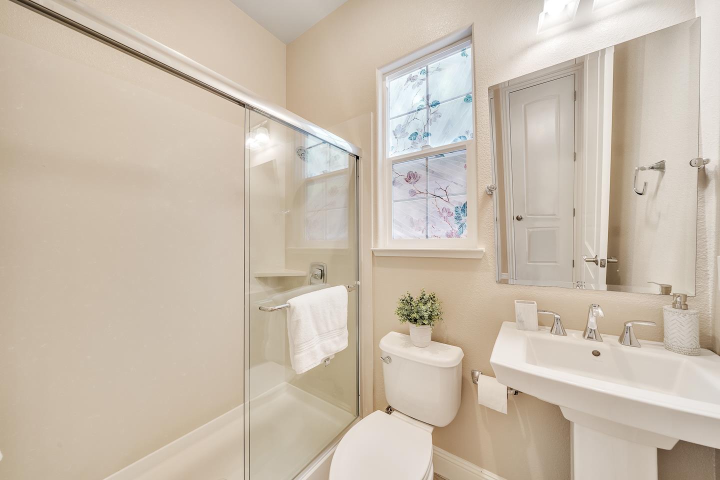 Detail Gallery Image 19 of 45 For 1848 Clover Crk, San Jose,  CA 95120 - 5 Beds | 4 Baths