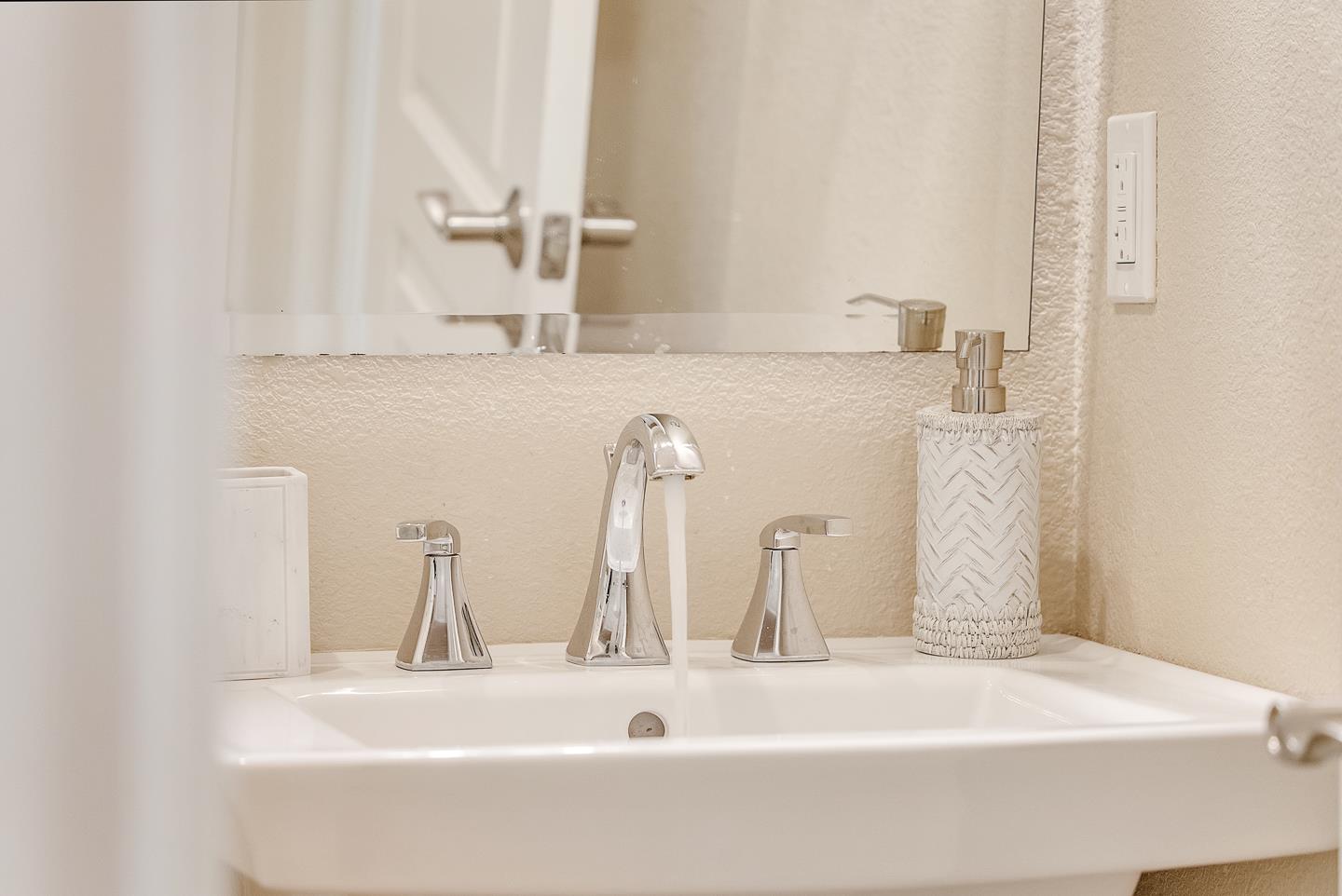 Detail Gallery Image 20 of 45 For 1848 Clover Crk, San Jose,  CA 95120 - 5 Beds | 4 Baths