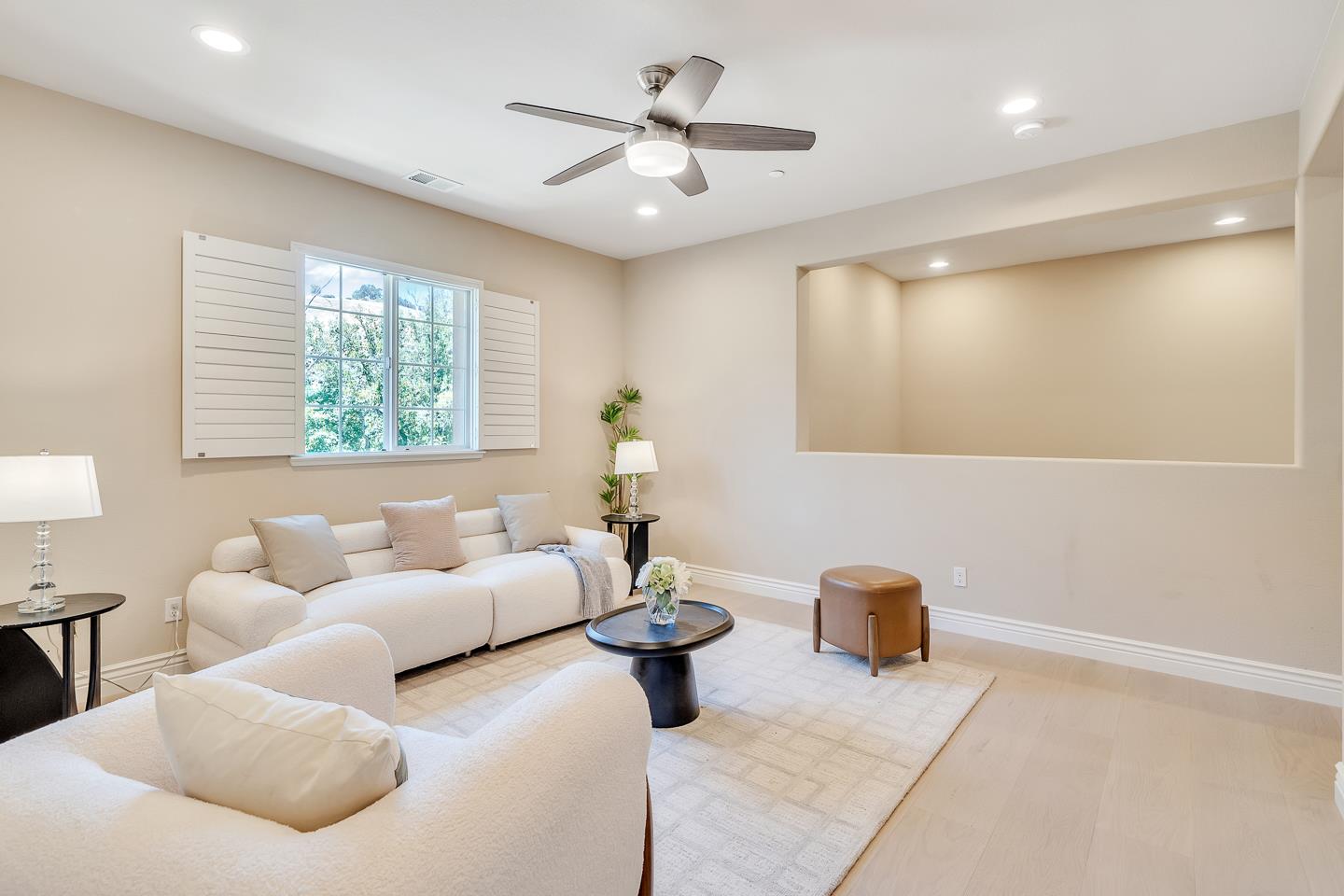 Detail Gallery Image 22 of 45 For 1848 Clover Crk, San Jose,  CA 95120 - 5 Beds | 4 Baths