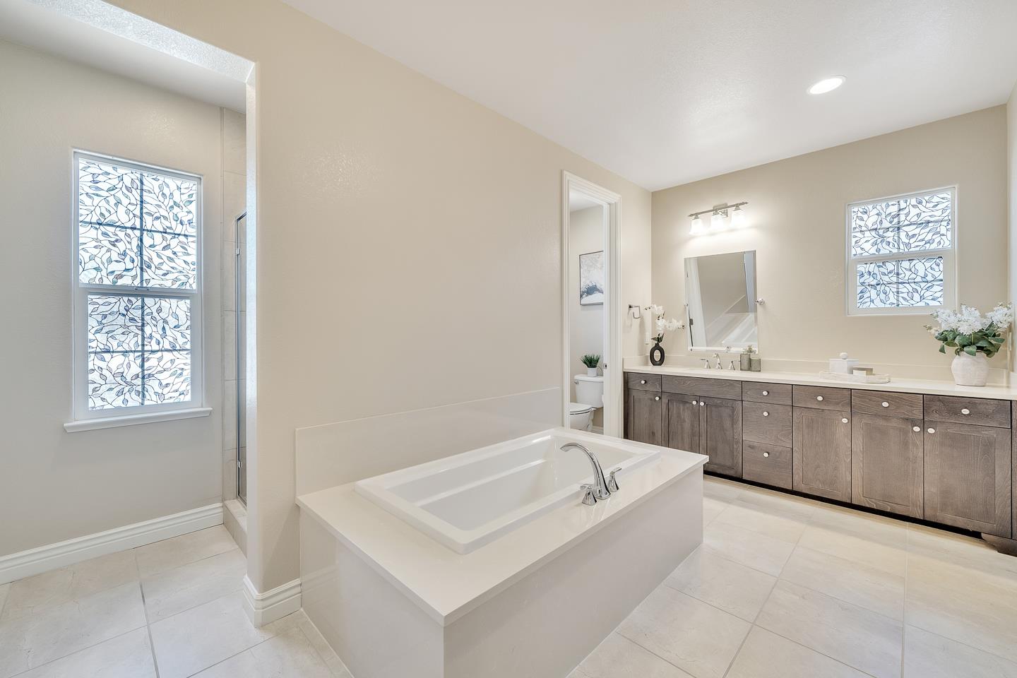 Detail Gallery Image 27 of 45 For 1848 Clover Crk, San Jose,  CA 95120 - 5 Beds | 4 Baths