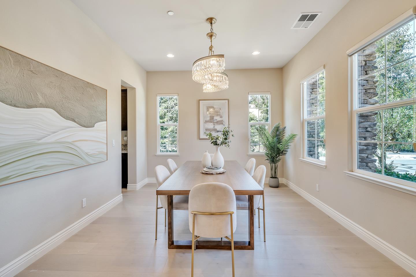 Detail Gallery Image 5 of 45 For 1848 Clover Crk, San Jose,  CA 95120 - 5 Beds | 4 Baths