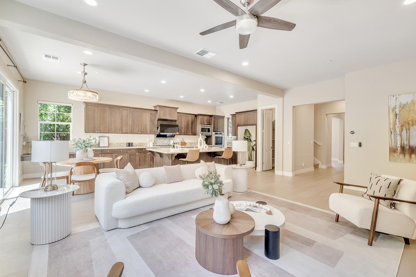 Detail Gallery Image 8 of 45 For 1848 Clover Crk, San Jose,  CA 95120 - 5 Beds | 4 Baths