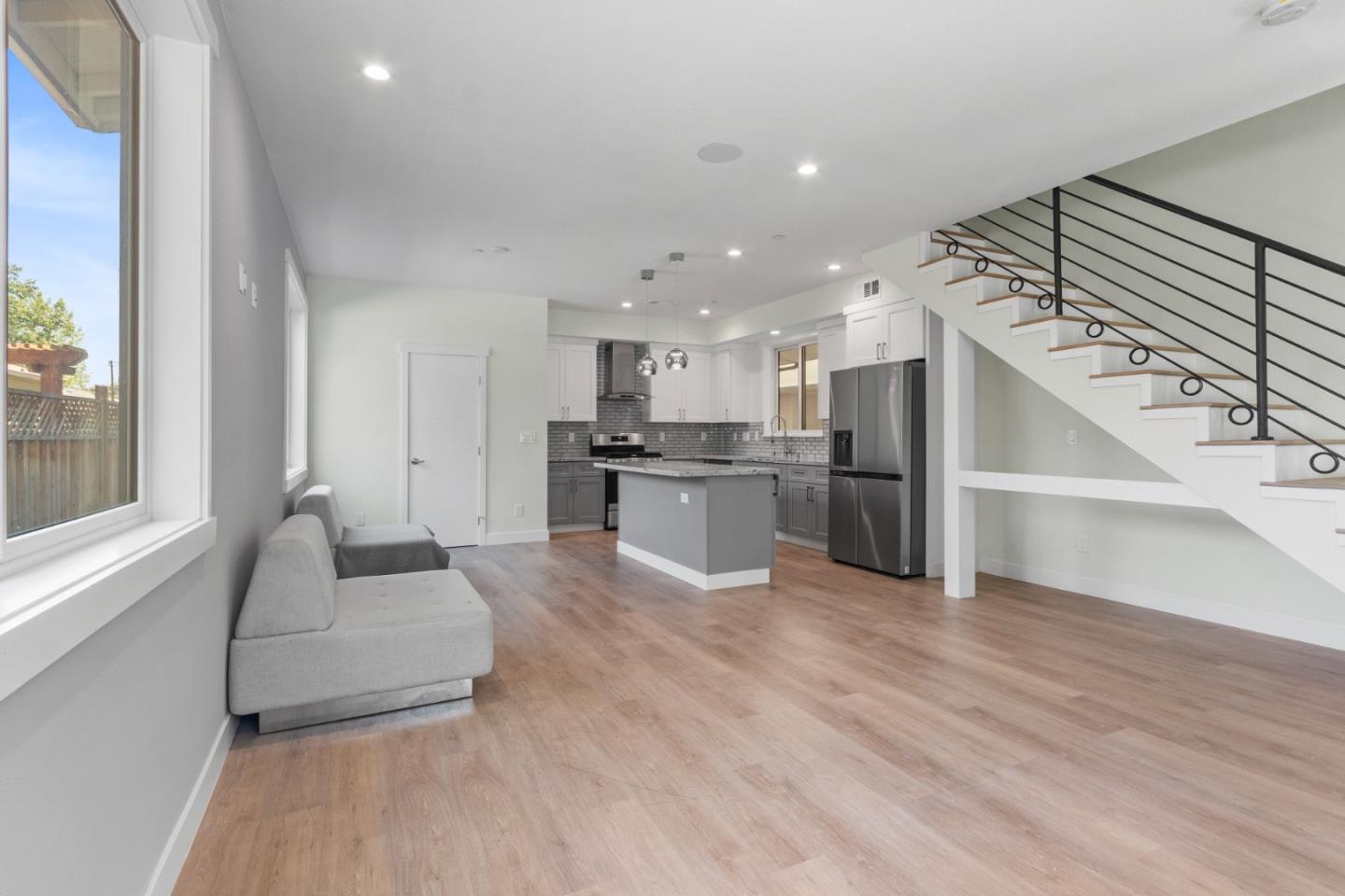 Detail Gallery Image 10 of 42 For 30 S 22nd St #1,  San Jose,  CA 95116 - 2 Beds | 2 Baths
