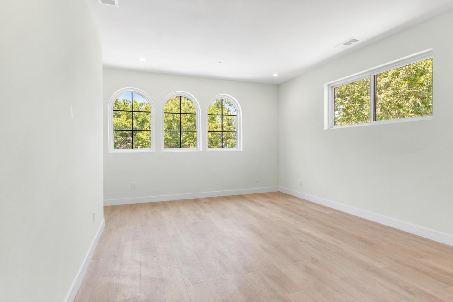 Detail Gallery Image 20 of 42 For 30 S 22nd St #1,  San Jose,  CA 95116 - 2 Beds | 2 Baths