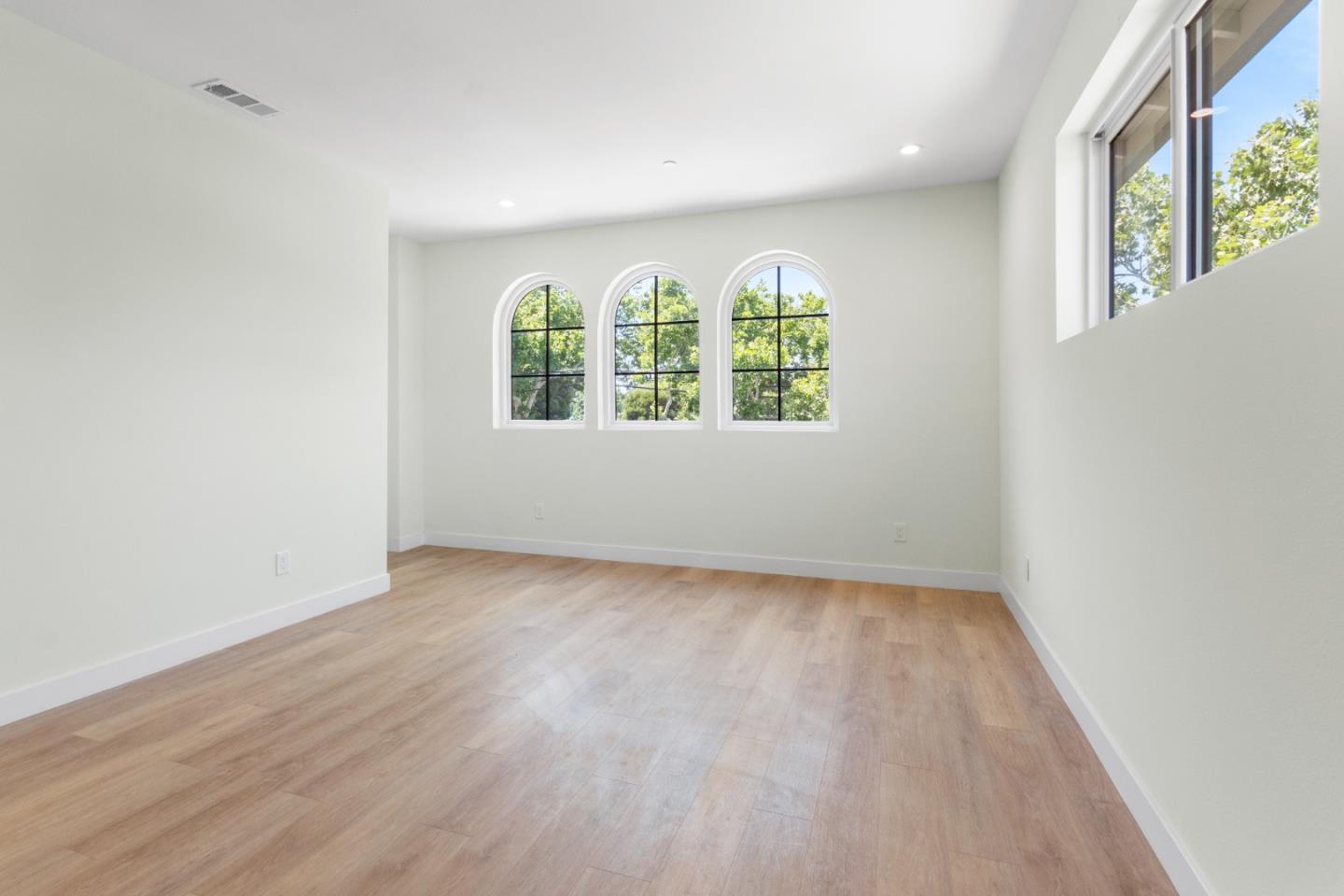 Detail Gallery Image 26 of 42 For 30 S 22nd St #1,  San Jose,  CA 95116 - 2 Beds | 2 Baths