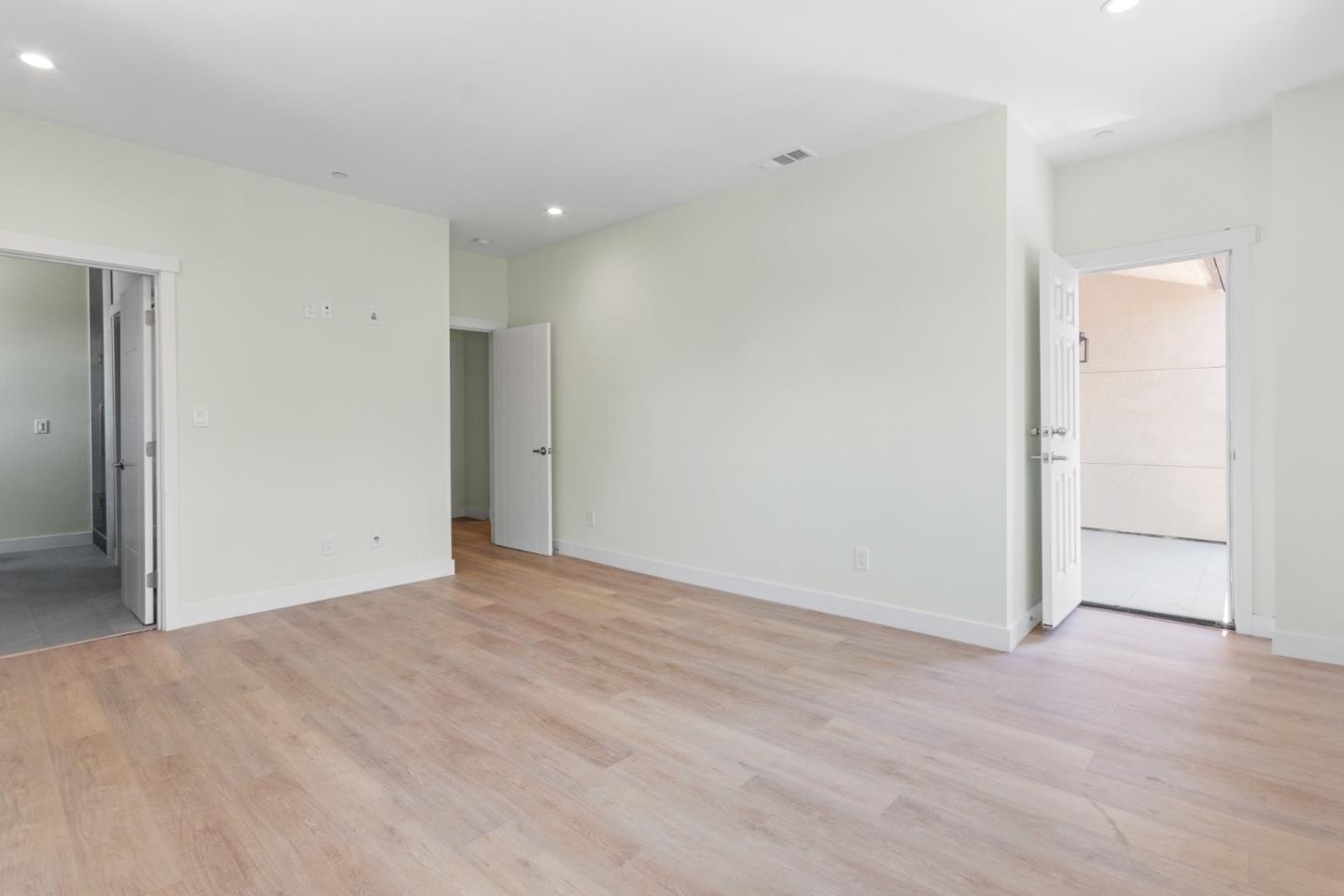 Detail Gallery Image 27 of 42 For 30 S 22nd St #1,  San Jose,  CA 95116 - 2 Beds | 2 Baths