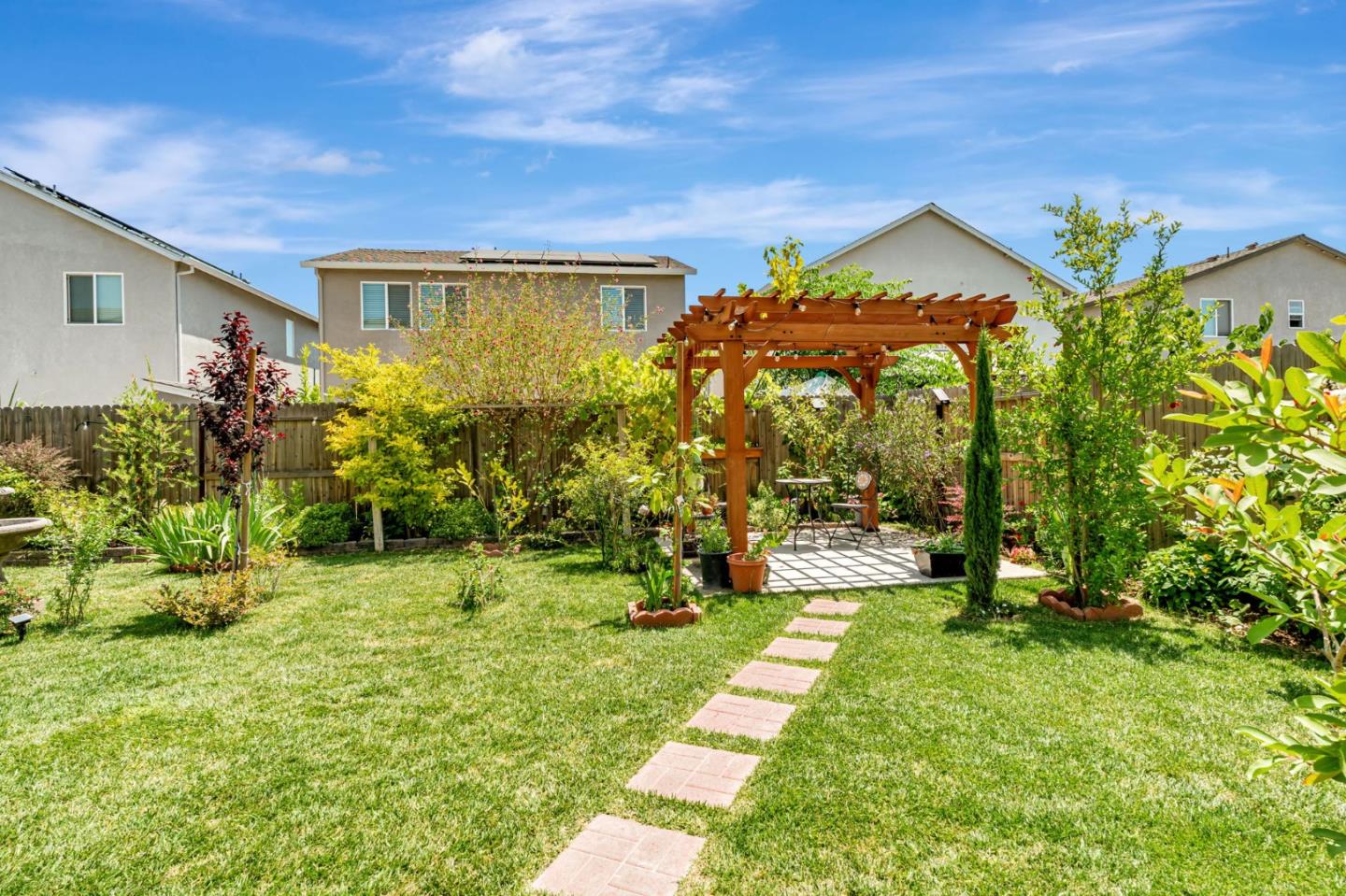 Detail Gallery Image 23 of 24 For 1420 Primitivo Ln, Manteca,  CA 95336 - 3 Beds | 2/1 Baths