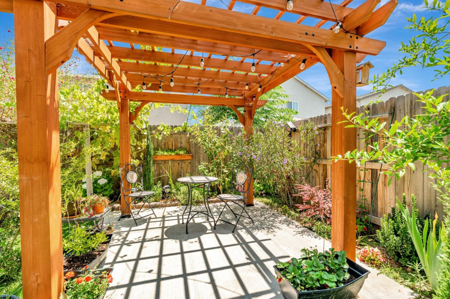 Detail Gallery Image 24 of 24 For 1420 Primitivo Ln, Manteca,  CA 95336 - 3 Beds | 2/1 Baths