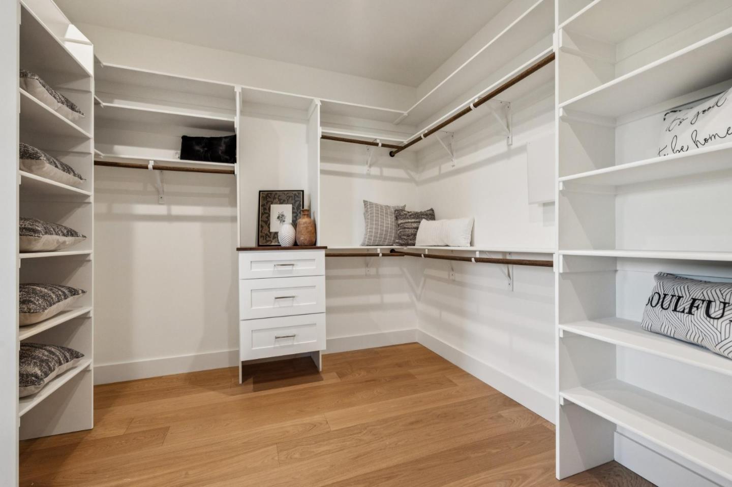 Detail Gallery Image 43 of 60 For 15330 Chelsea Dr, San Jose,  CA 95124 - 6 Beds | 4/1 Baths