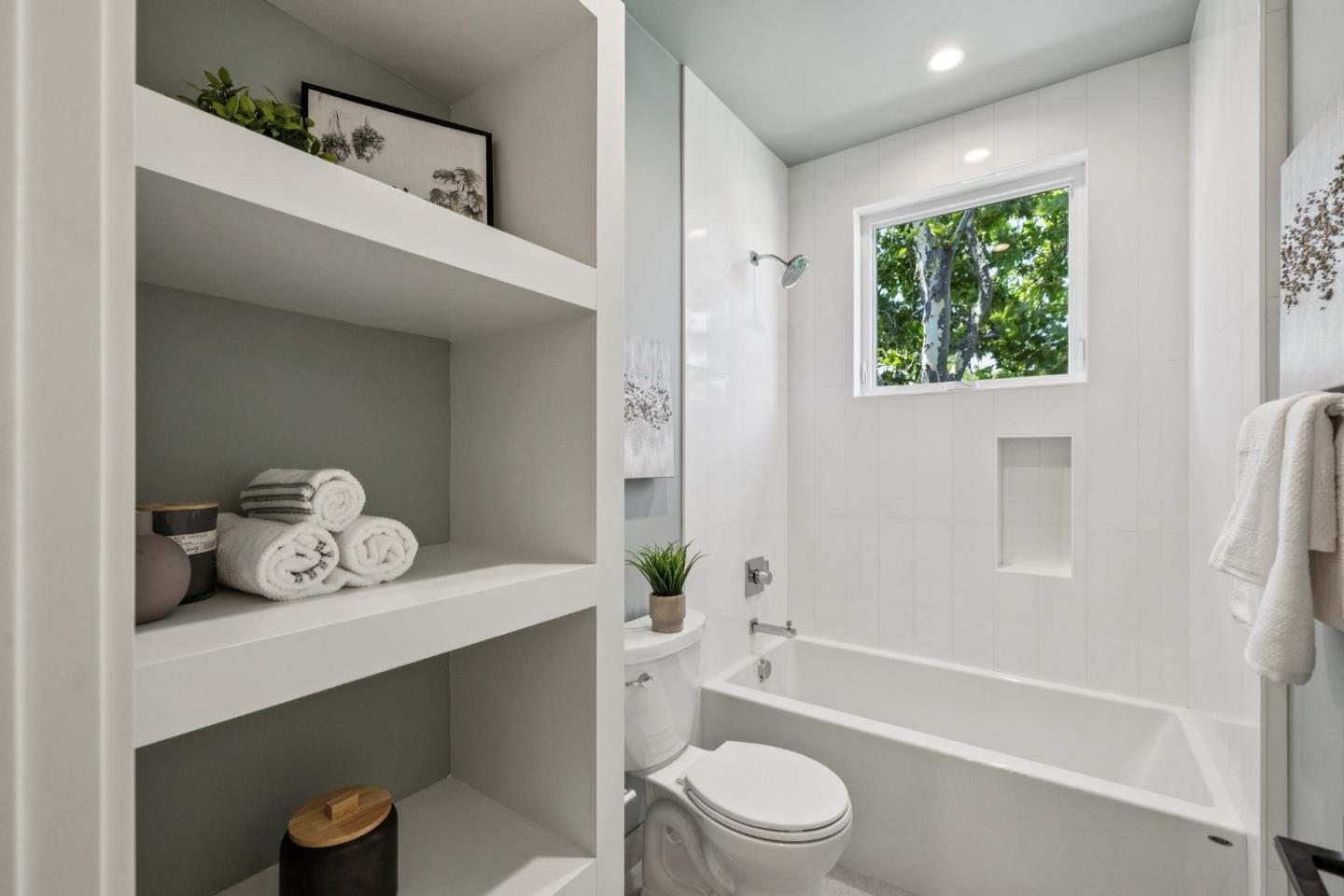 Detail Gallery Image 48 of 60 For 15330 Chelsea Dr, San Jose,  CA 95124 - 6 Beds | 4/1 Baths