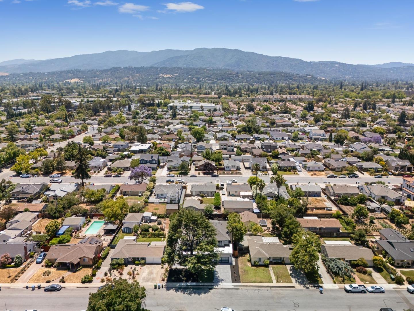 Detail Gallery Image 58 of 60 For 15330 Chelsea Dr, San Jose,  CA 95124 - 6 Beds | 4/1 Baths
