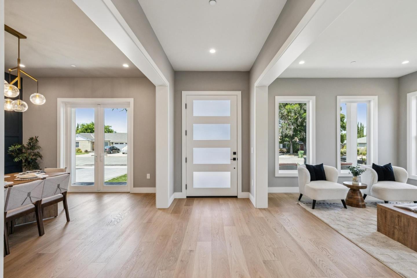 Detail Gallery Image 6 of 60 For 15330 Chelsea Dr, San Jose,  CA 95124 - 6 Beds | 4/1 Baths