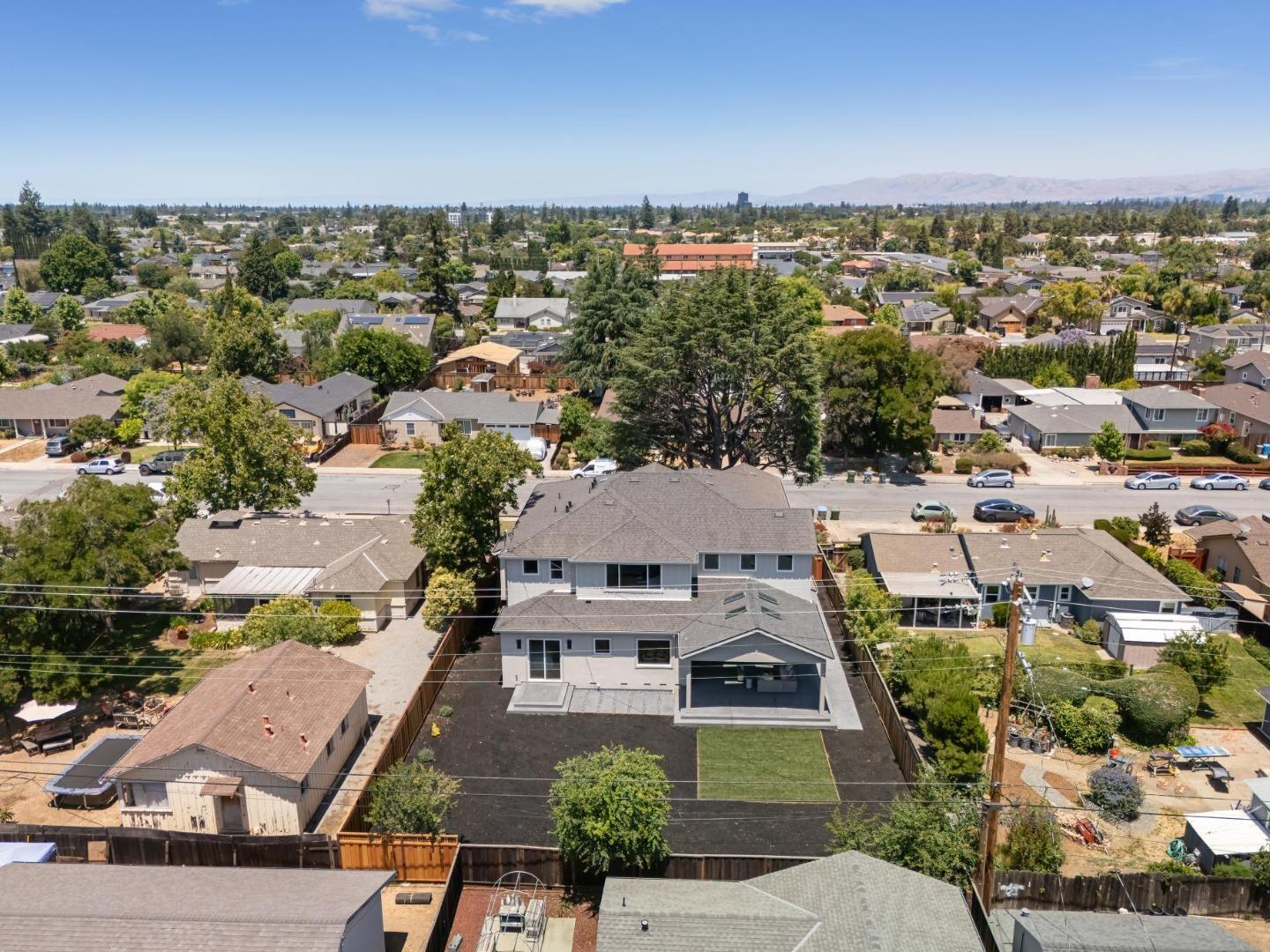 Detail Gallery Image 60 of 60 For 15330 Chelsea Dr, San Jose,  CA 95124 - 6 Beds | 4/1 Baths