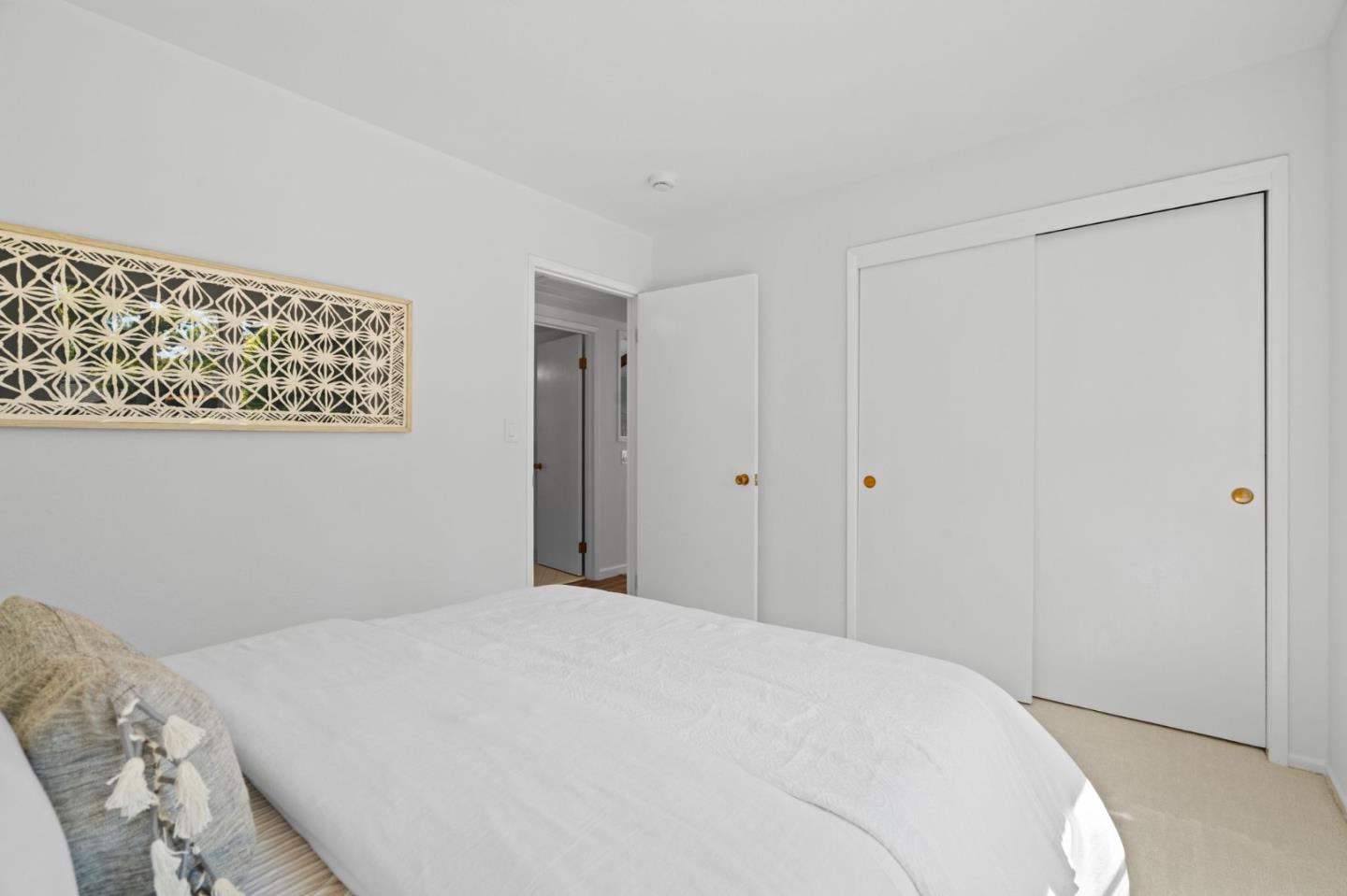 Detail Gallery Image 30 of 57 For 1861 Limetree Ln, Mountain View,  CA 94040 - 4 Beds | 2 Baths