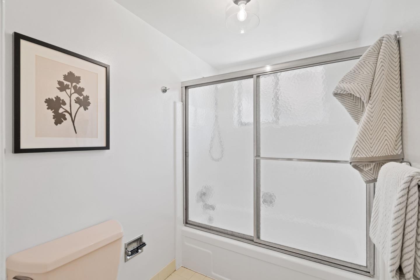 Detail Gallery Image 35 of 57 For 1861 Limetree Ln, Mountain View,  CA 94040 - 4 Beds | 2 Baths
