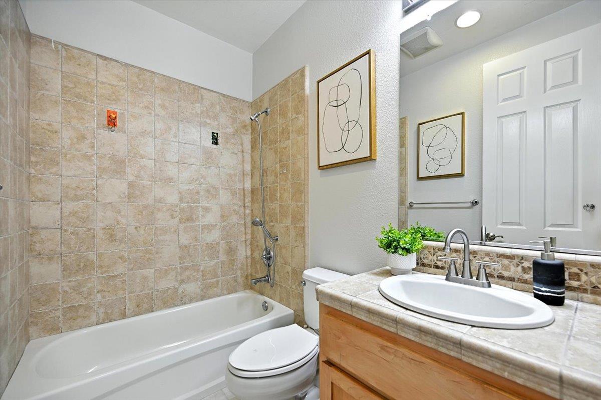 Detail Gallery Image 21 of 42 For 1172 Mckay Dr, San Jose,  CA 95131 - 4 Beds | 3/1 Baths