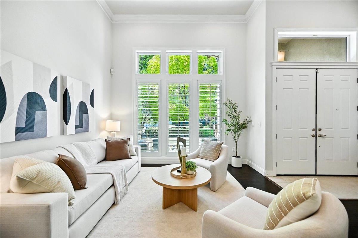 Detail Gallery Image 5 of 42 For 1172 Mckay Dr, San Jose,  CA 95131 - 4 Beds | 3/1 Baths