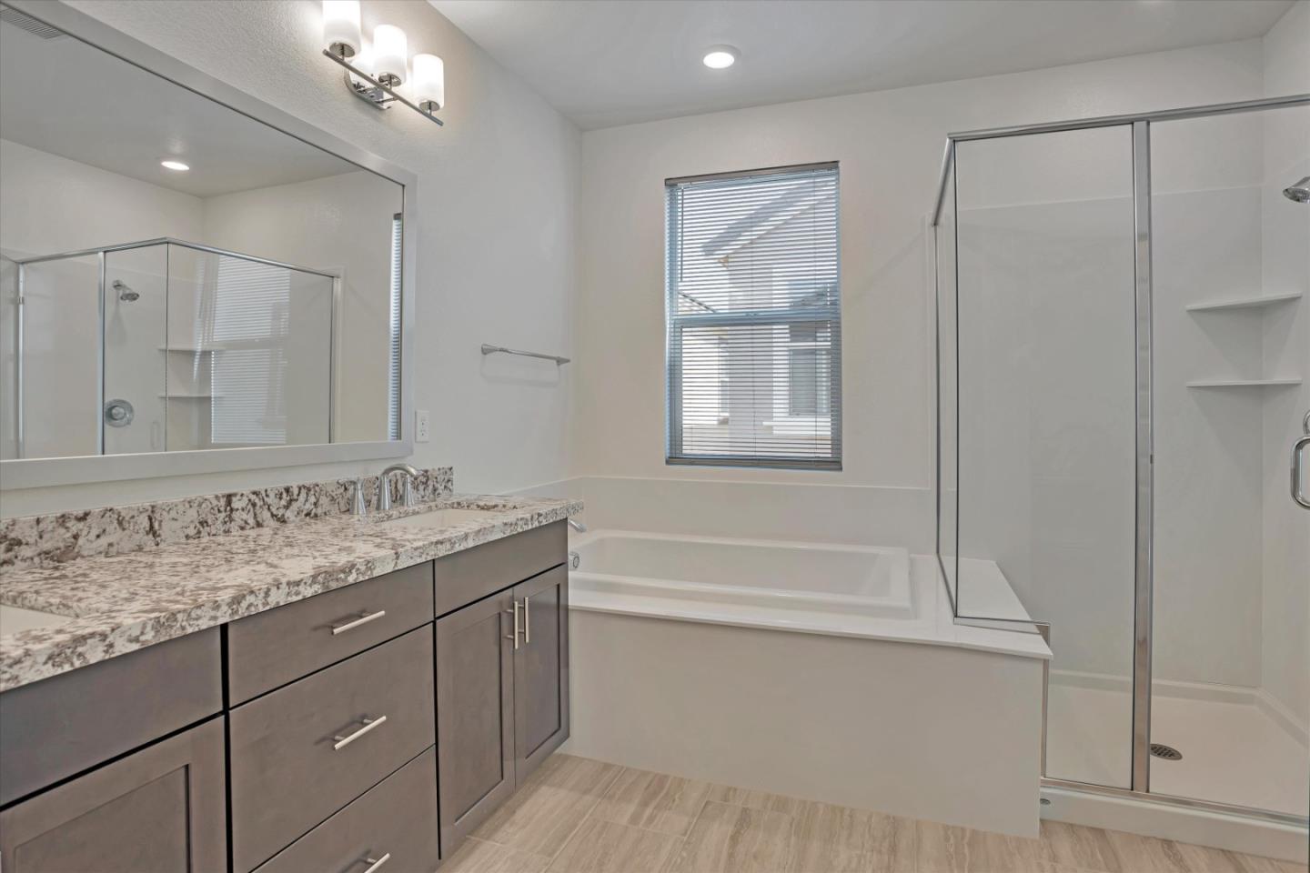 Detail Gallery Image 11 of 16 For 10466 Oboe Way, Elk Grove,  CA 95757 - 3 Beds | 2/1 Baths
