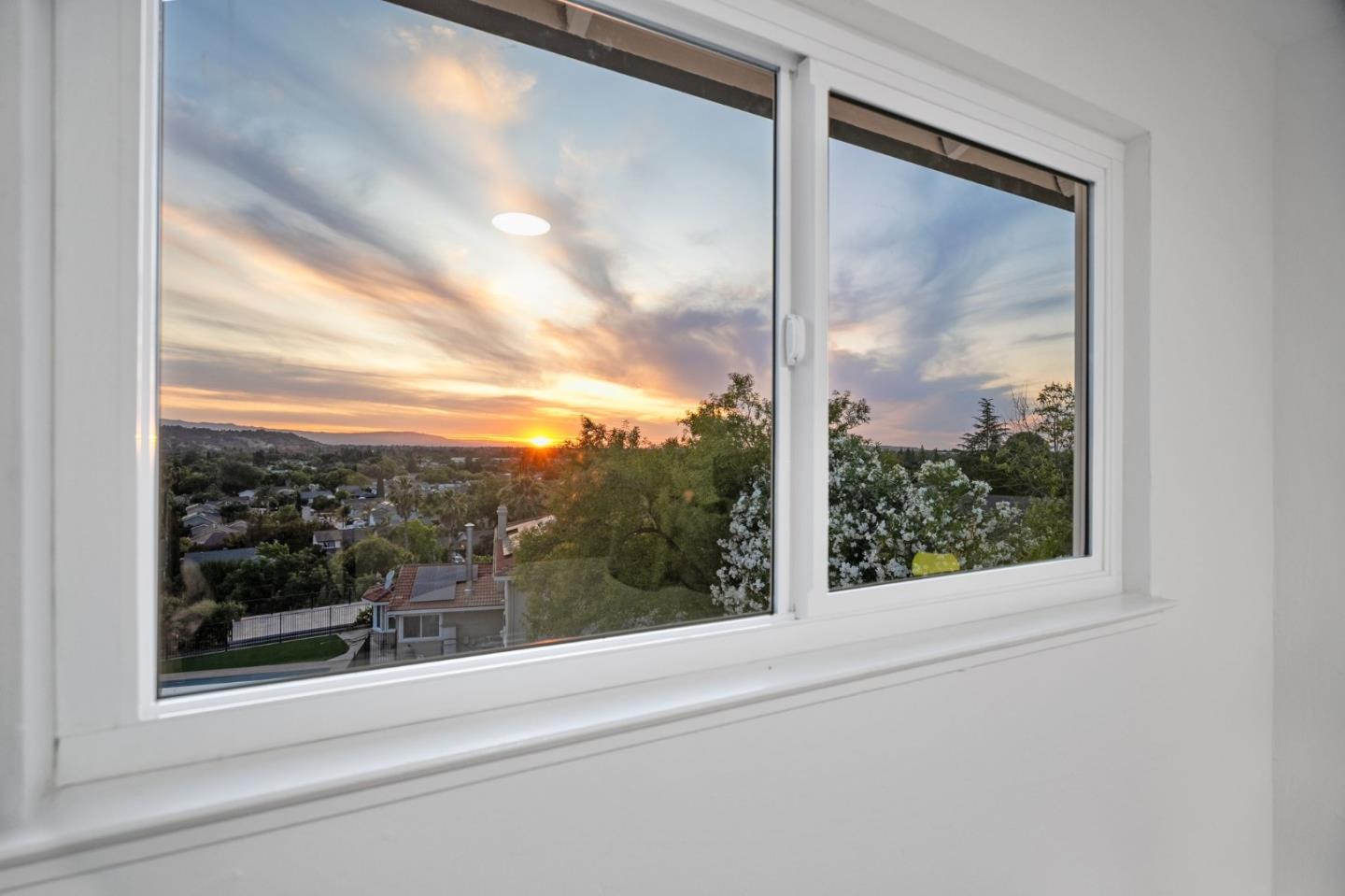 Detail Gallery Image 24 of 39 For 6238 Valroy Dr, San Jose,  CA 95123 - 4 Beds | 2/1 Baths