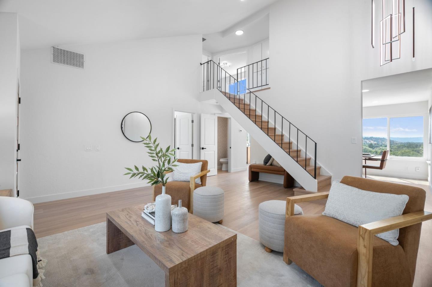 Detail Gallery Image 3 of 39 For 6238 Valroy Dr, San Jose,  CA 95123 - 4 Beds | 2/1 Baths