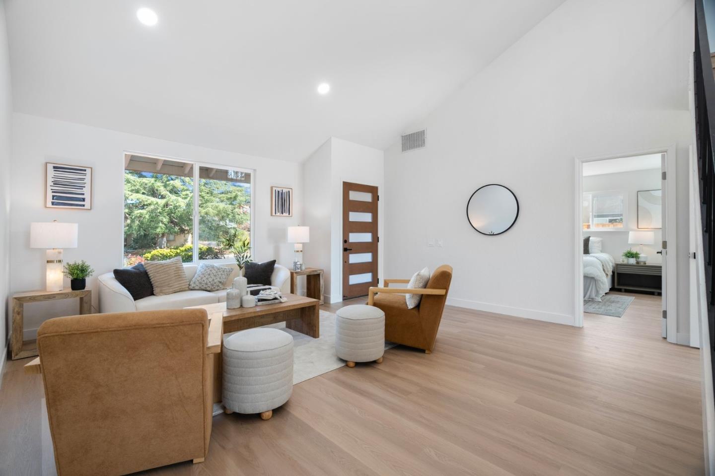 Detail Gallery Image 4 of 39 For 6238 Valroy Dr, San Jose,  CA 95123 - 4 Beds | 2/1 Baths
