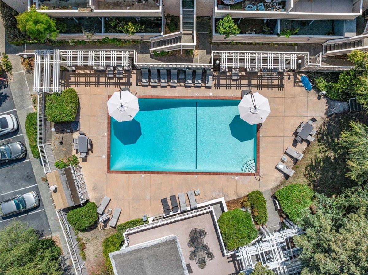 Detail Gallery Image 13 of 39 For 500 W Middlefield Rd #6,  Mountain View,  CA 94043 - 1 Beds | 1 Baths