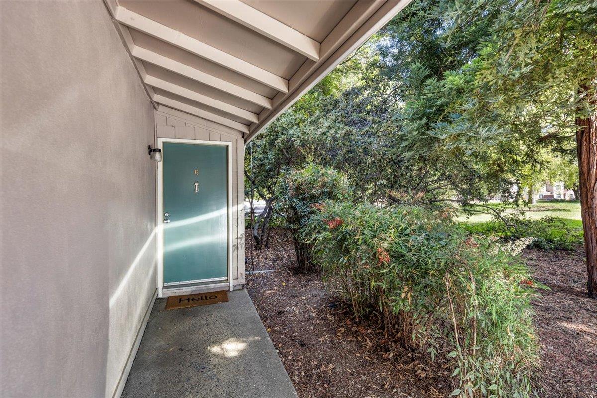 Detail Gallery Image 22 of 39 For 500 W Middlefield Rd #6,  Mountain View,  CA 94043 - 1 Beds | 1 Baths