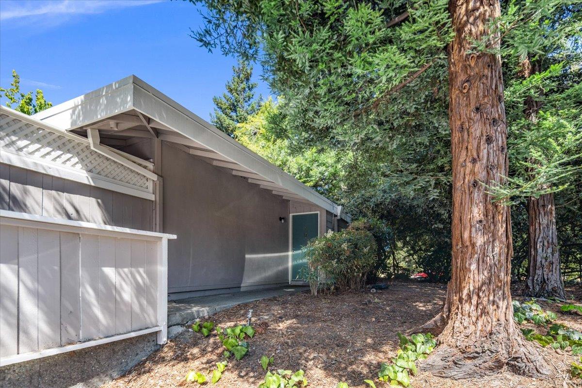 Detail Gallery Image 23 of 39 For 500 W Middlefield Rd #6,  Mountain View,  CA 94043 - 1 Beds | 1 Baths