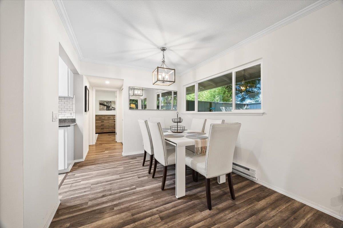 Detail Gallery Image 4 of 39 For 500 W Middlefield Rd #6,  Mountain View,  CA 94043 - 1 Beds | 1 Baths