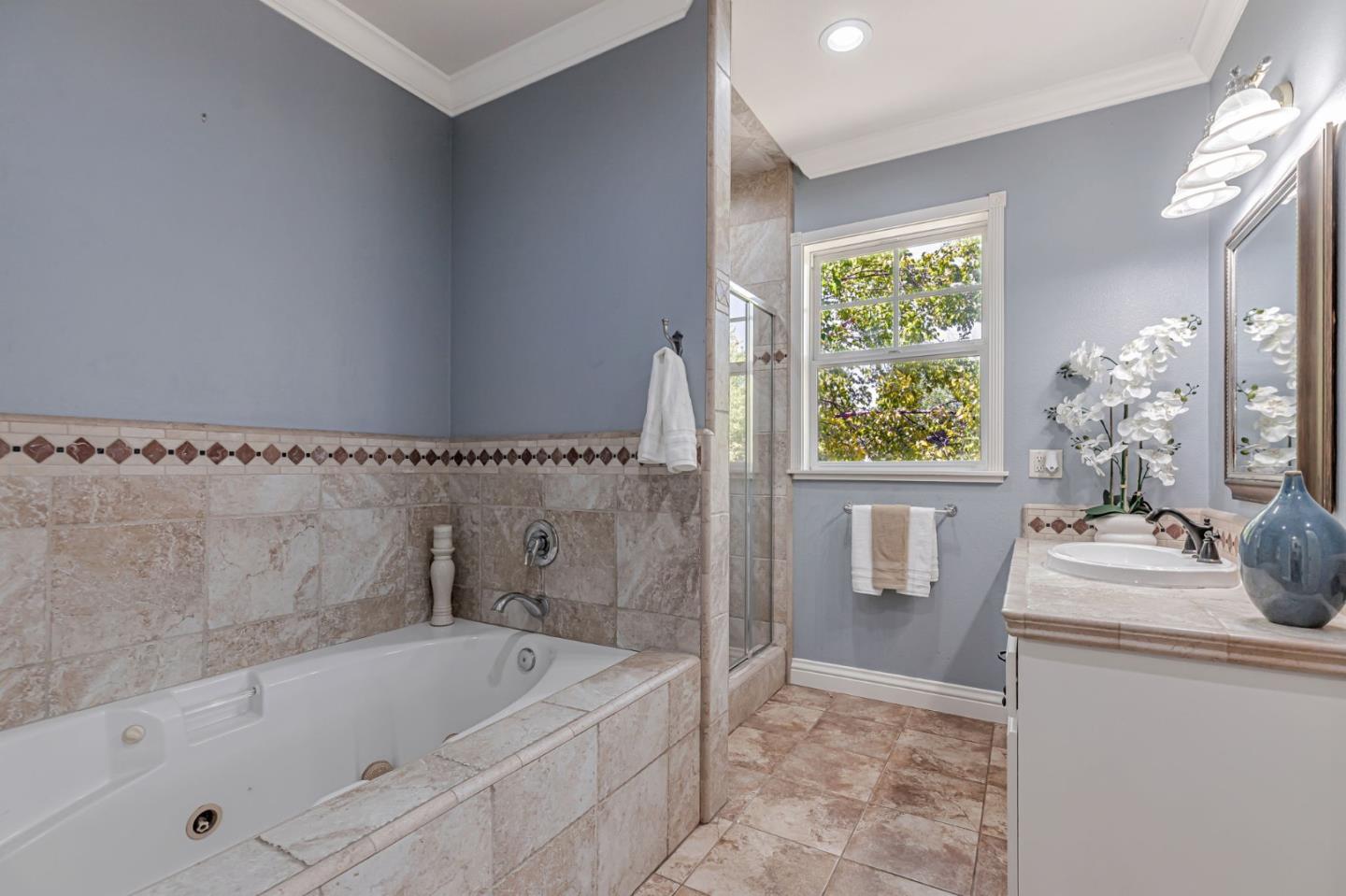 Detail Gallery Image 25 of 87 For 3025 Godfrey Ave, Gilroy,  CA 95020 - 3 Beds | 3 Baths