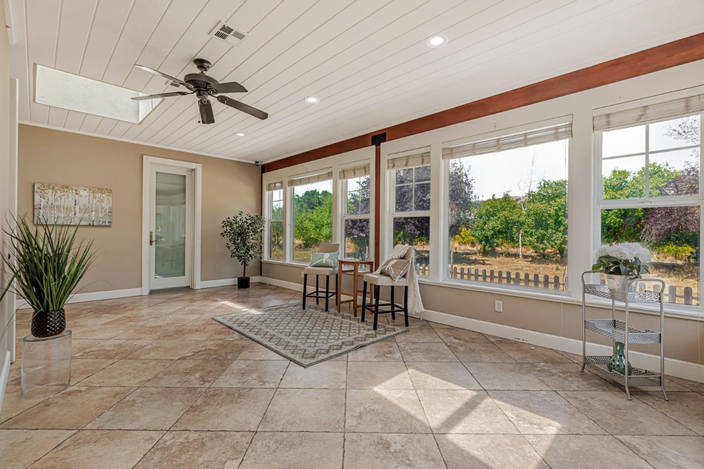 Detail Gallery Image 28 of 87 For 3025 Godfrey Ave, Gilroy,  CA 95020 - 3 Beds | 3 Baths