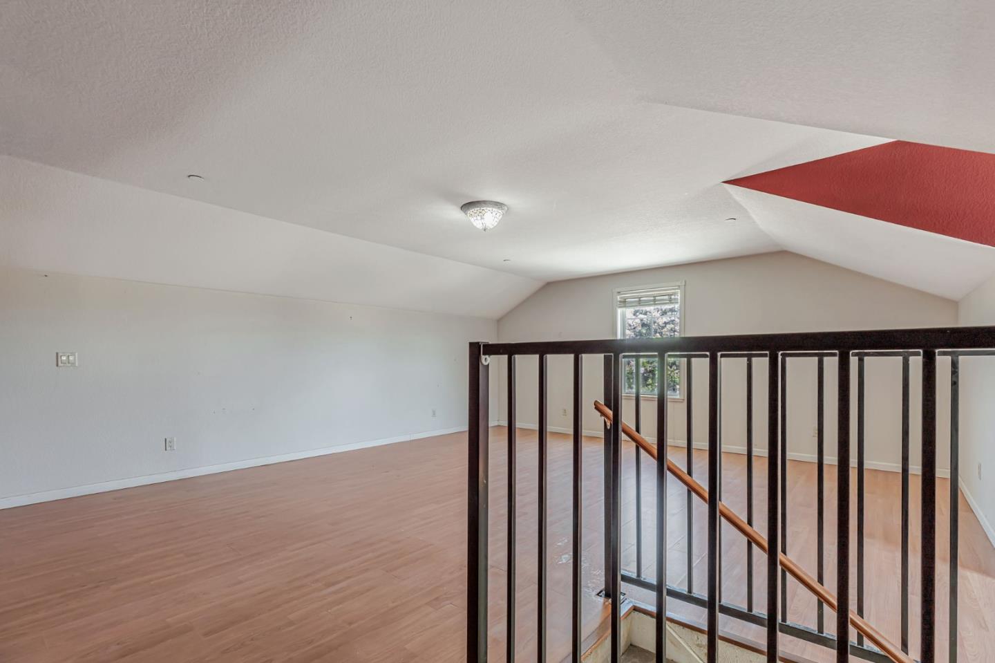 Detail Gallery Image 32 of 87 For 3025 Godfrey Ave, Gilroy,  CA 95020 - 3 Beds | 3 Baths