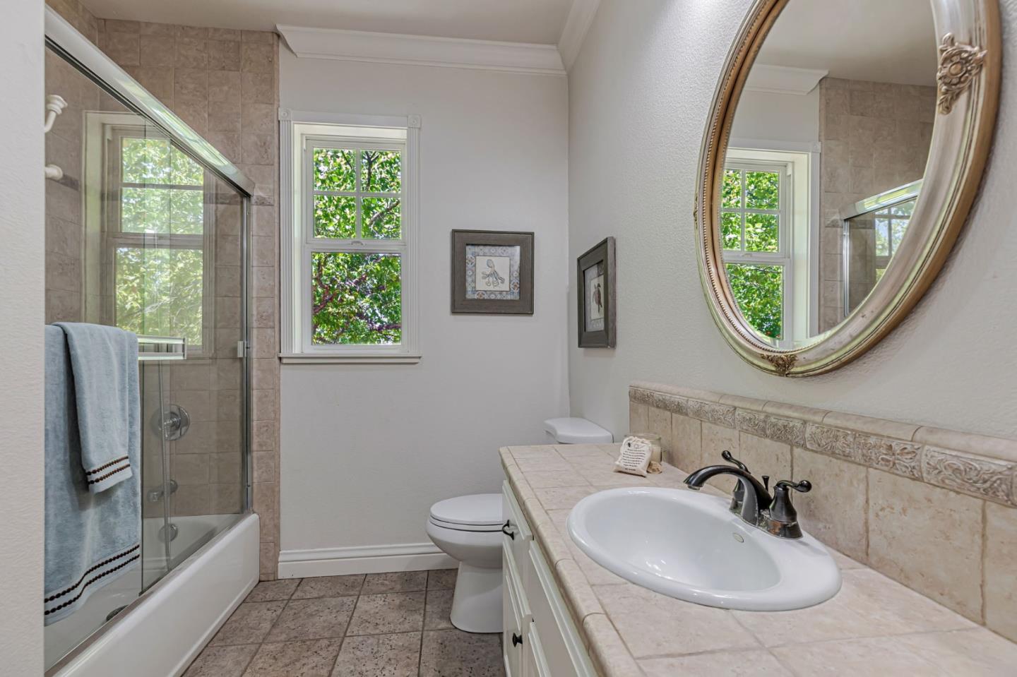 Detail Gallery Image 36 of 87 For 3025 Godfrey Ave, Gilroy,  CA 95020 - 3 Beds | 3 Baths
