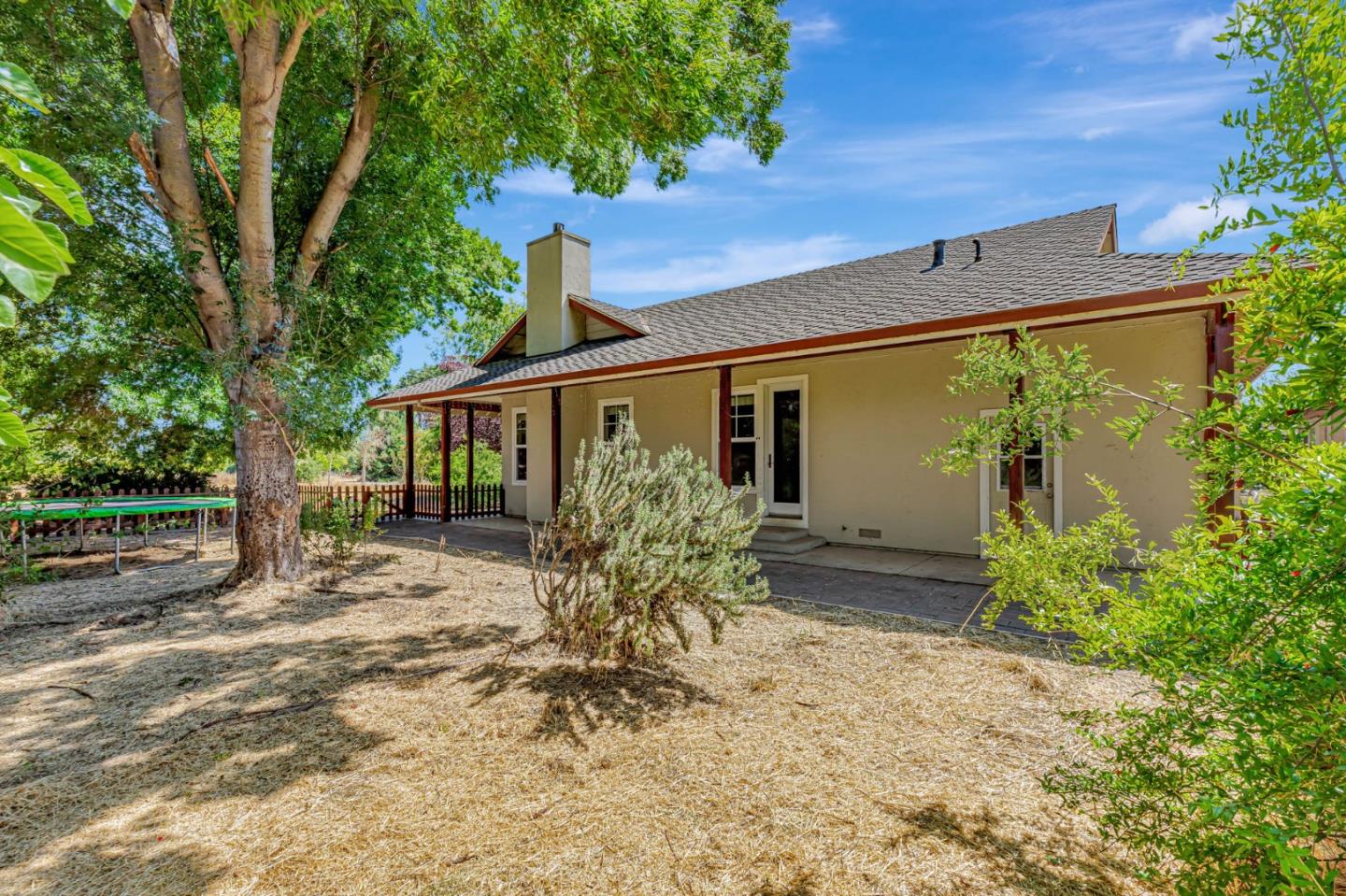 Detail Gallery Image 49 of 87 For 3025 Godfrey Ave, Gilroy,  CA 95020 - 3 Beds | 3 Baths