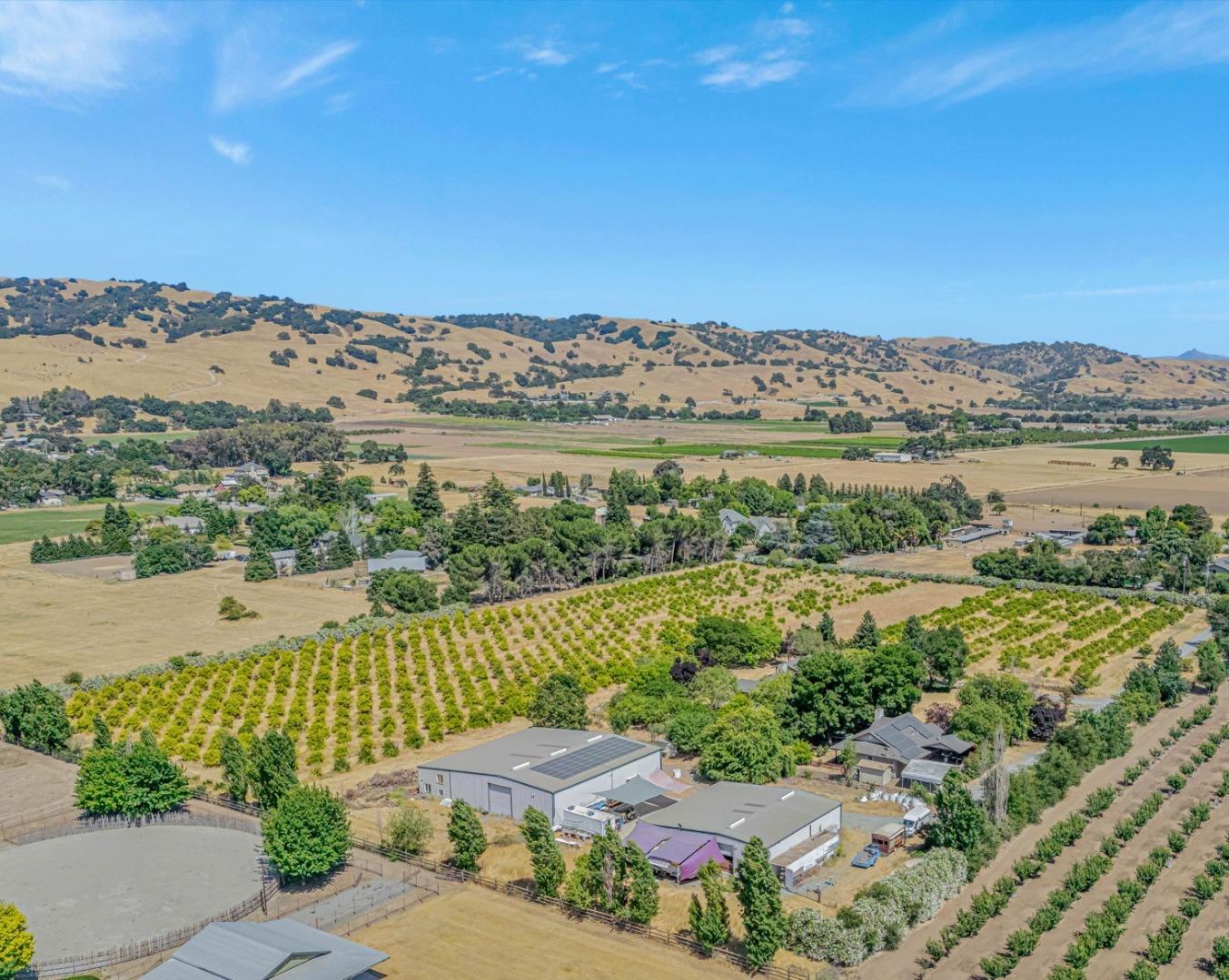 Detail Gallery Image 82 of 87 For 3025 Godfrey Ave, Gilroy,  CA 95020 - 3 Beds | 3 Baths