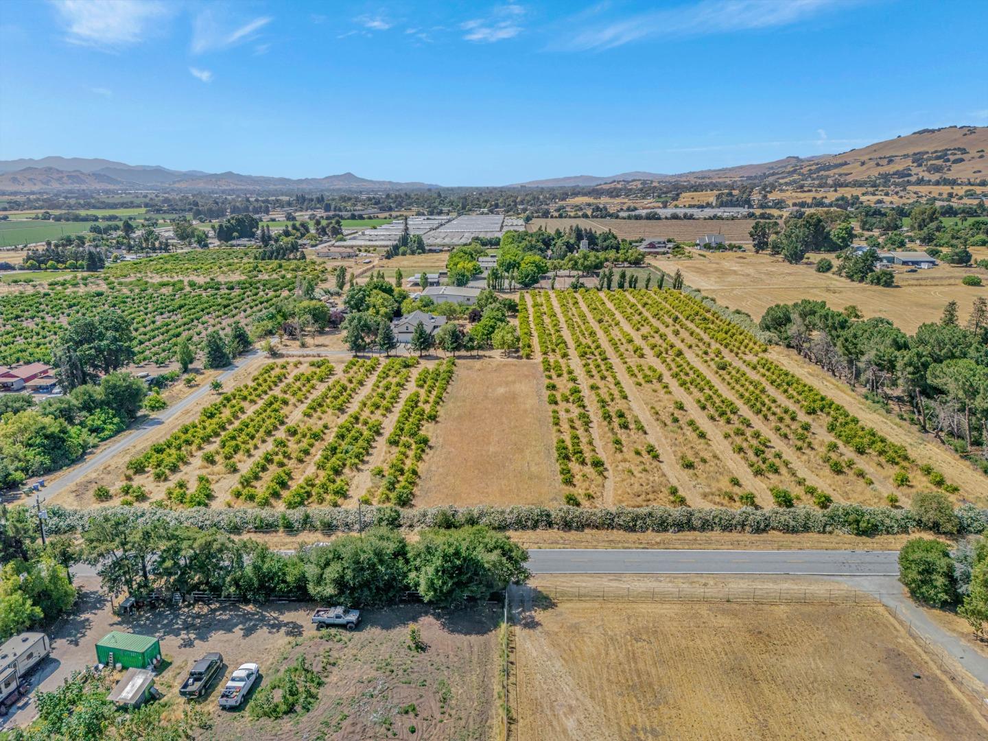 Detail Gallery Image 84 of 87 For 3025 Godfrey Ave, Gilroy,  CA 95020 - 3 Beds | 3 Baths