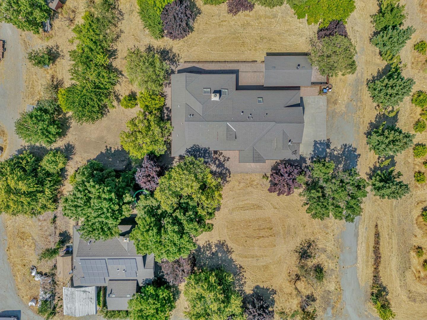 Detail Gallery Image 85 of 87 For 3025 Godfrey Ave, Gilroy,  CA 95020 - 3 Beds | 3 Baths