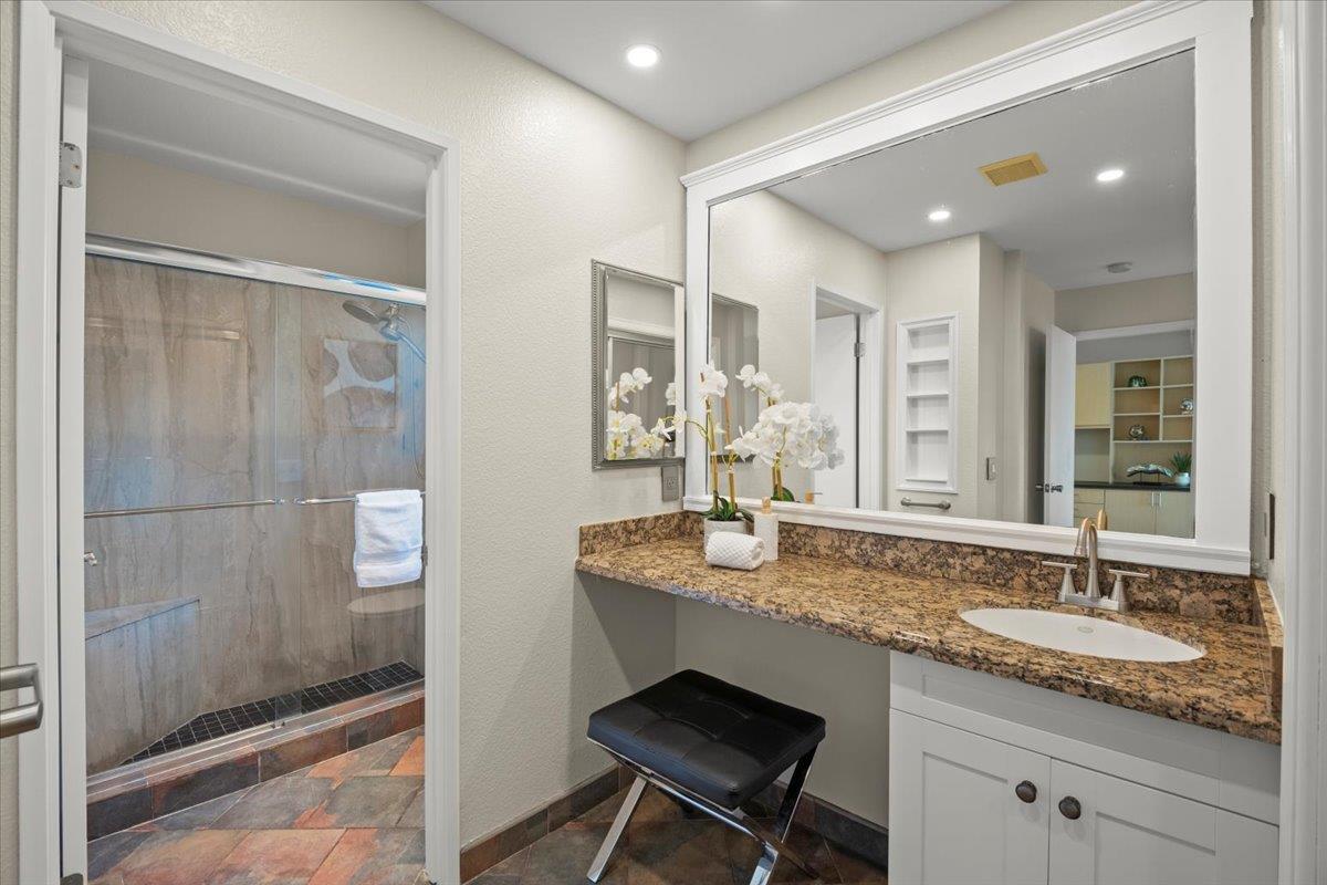 Detail Gallery Image 24 of 47 For 272 Mcdonnel Rd, Alameda,  CA 94502 - 3 Beds | 2/1 Baths