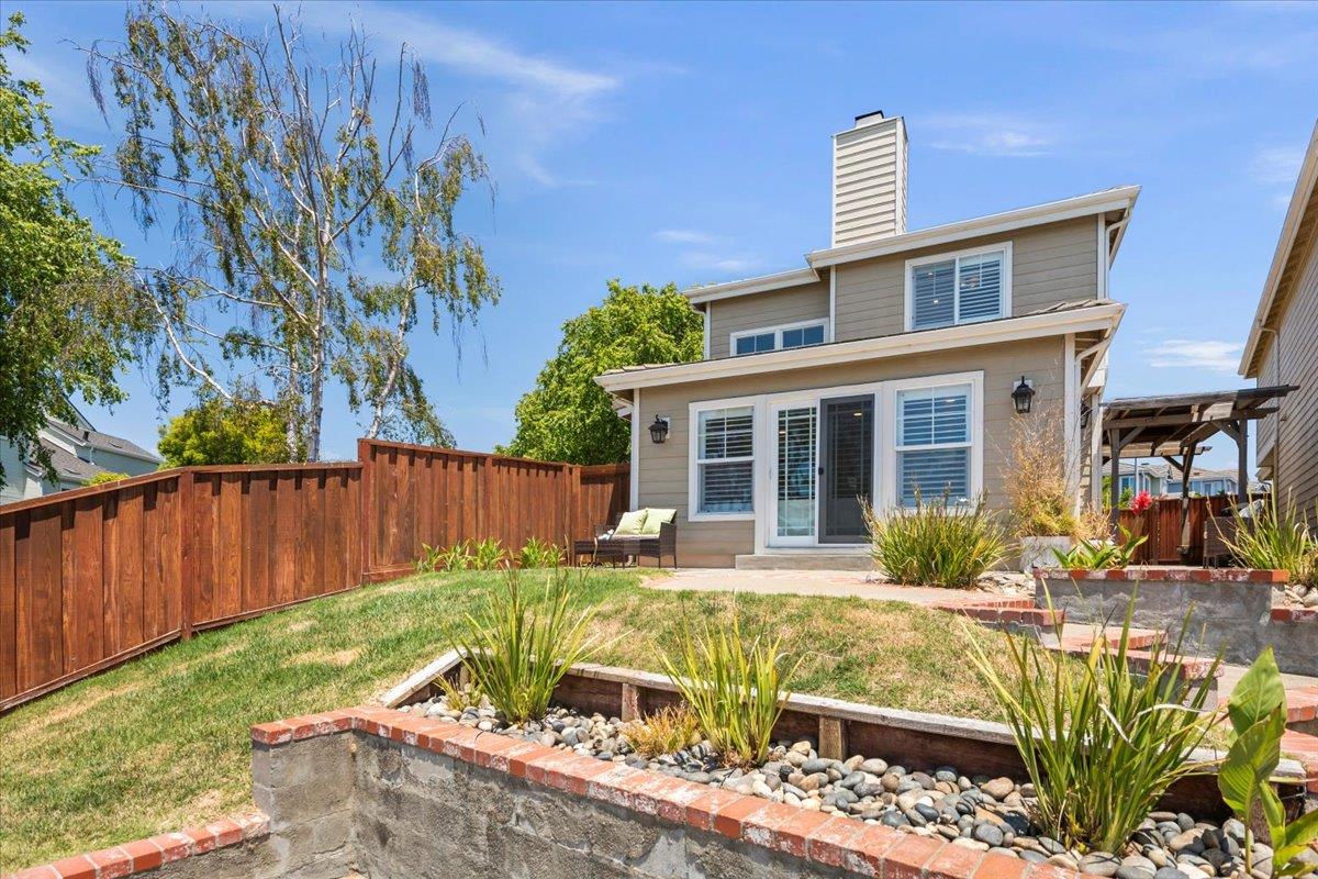 Detail Gallery Image 35 of 47 For 272 Mcdonnel Rd, Alameda,  CA 94502 - 3 Beds | 2/1 Baths