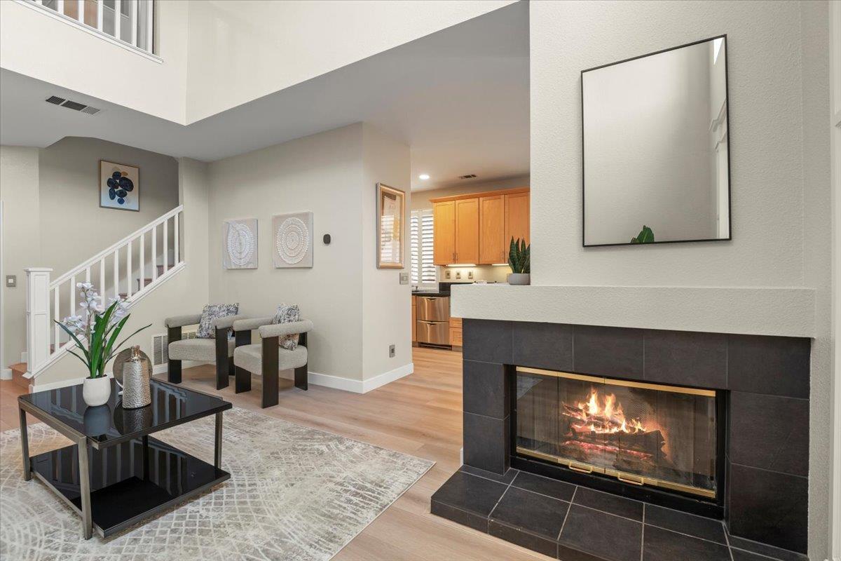 Detail Gallery Image 5 of 47 For 272 Mcdonnel Rd, Alameda,  CA 94502 - 3 Beds | 2/1 Baths