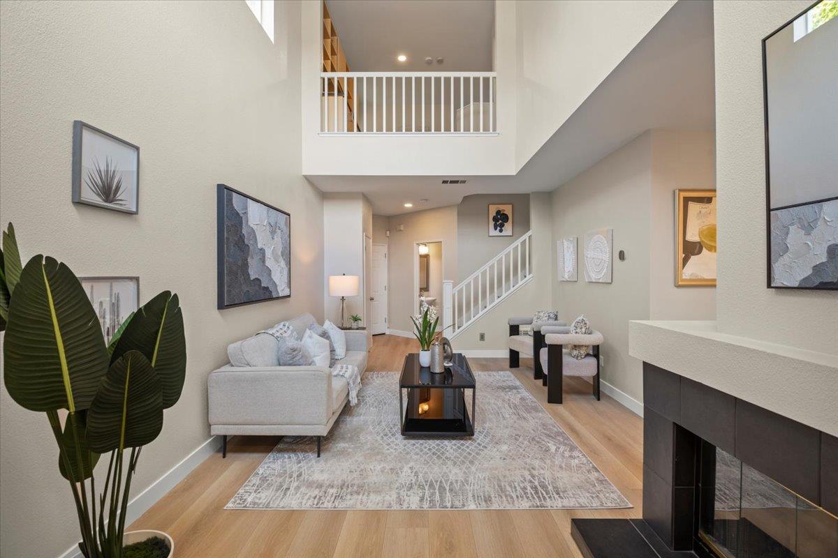Detail Gallery Image 6 of 47 For 272 Mcdonnel Rd, Alameda,  CA 94502 - 3 Beds | 2/1 Baths