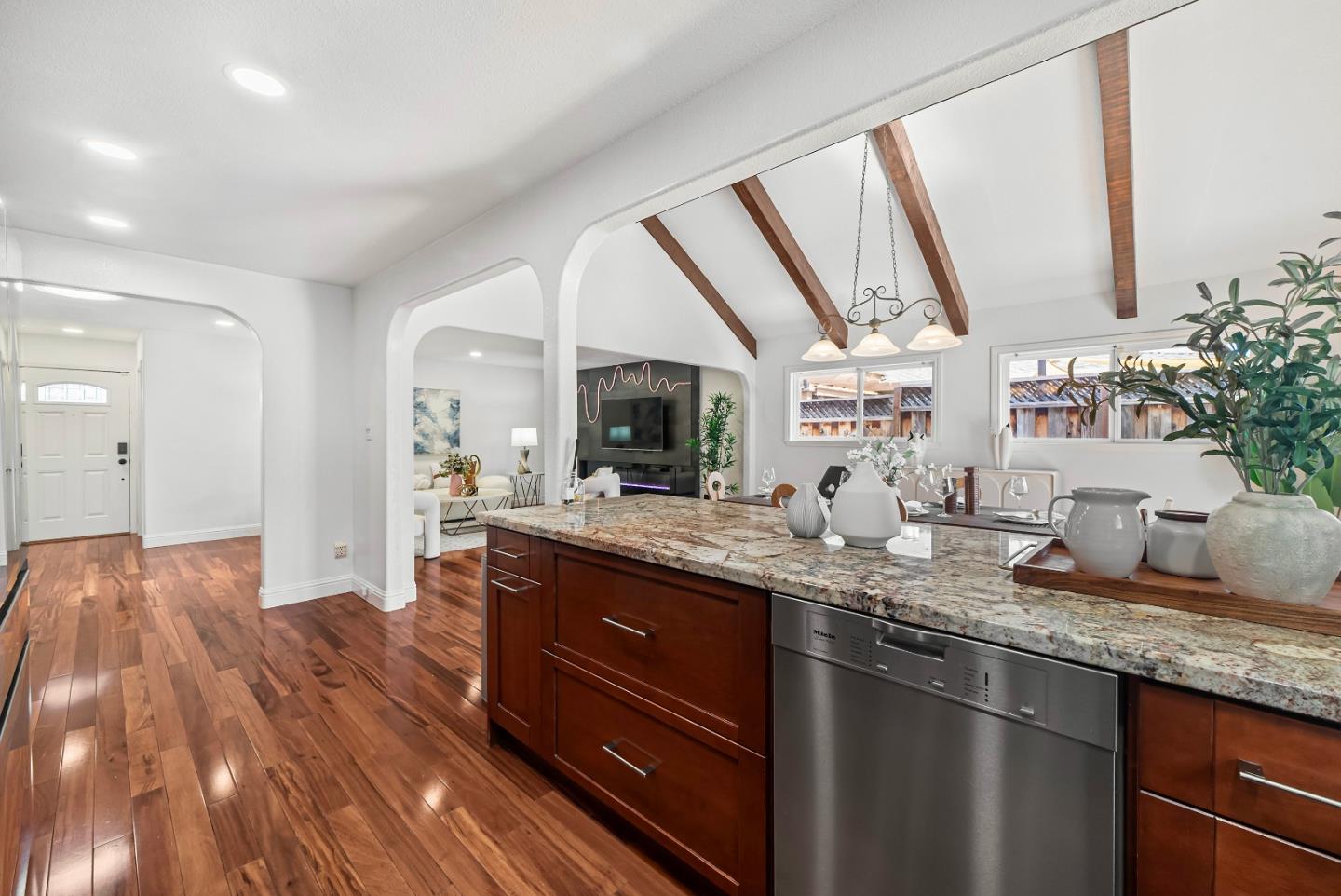 Detail Gallery Image 11 of 36 For 658 San Miguel Ave, Santa Clara,  CA 95050 - 3 Beds | 2 Baths